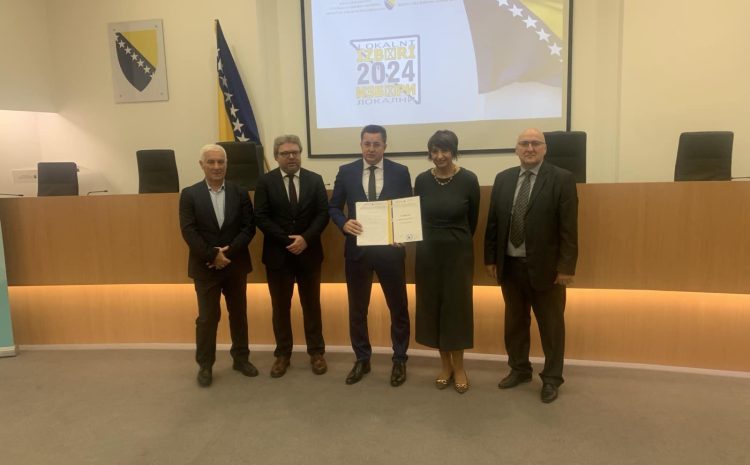 Dr. sci. Mehmed Hasanović preuzeo mandat načelnika Općine Banovići